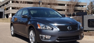 2013 Nissan Altima 2.5 SL. All Photos by Randy Stern
